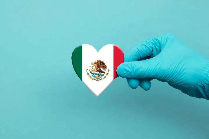 メキシコ国旗と医療のイメージ