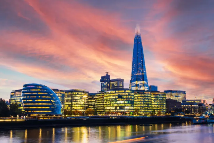 ロンドンの夜景のイメージ