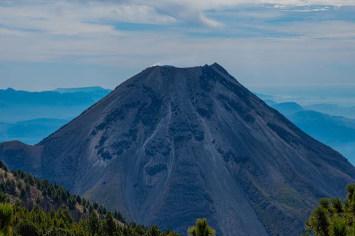 コリマ山のイメージ