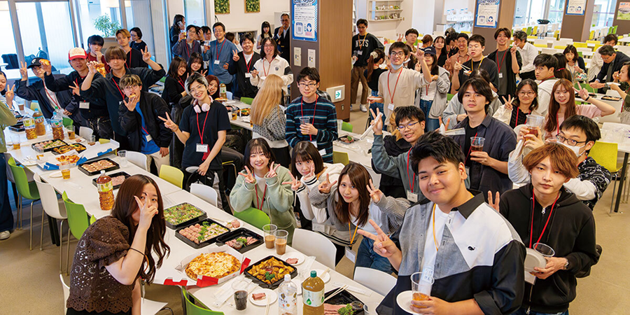国際交流パーティーの様子