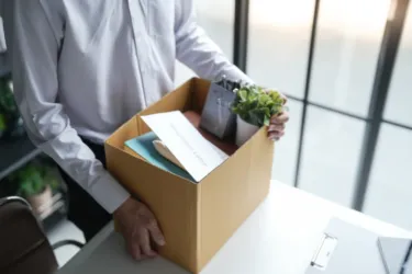 ポジションクローズとは？違法なケースや退職勧奨への対処法を解説